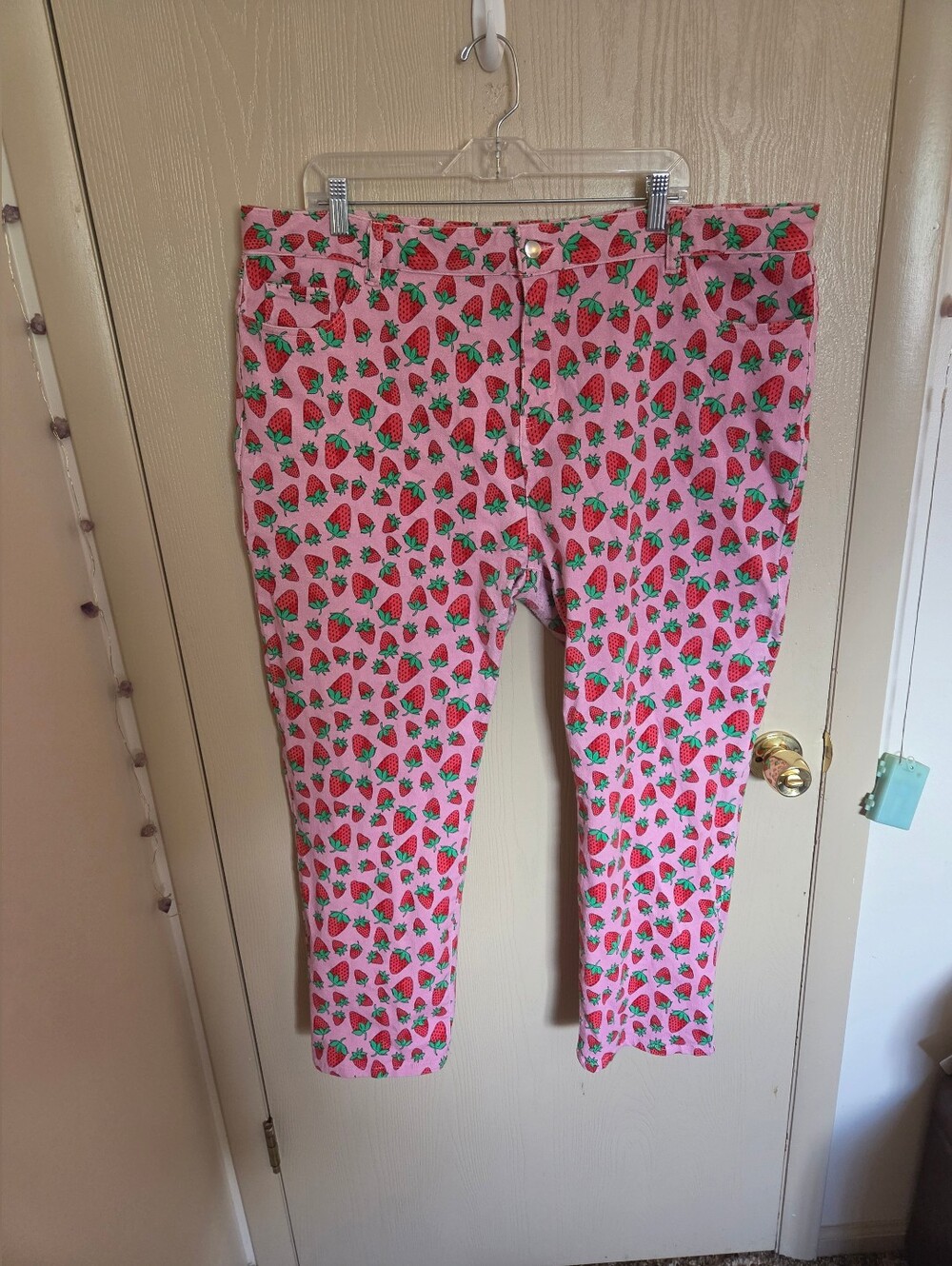 Sugar Thrillz Strawberry Fields Printed Jeans Womens Plus Size 3XL